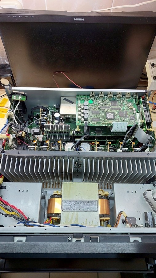 Разборка ресивера Onkyo TX-SR875. (можно листать)