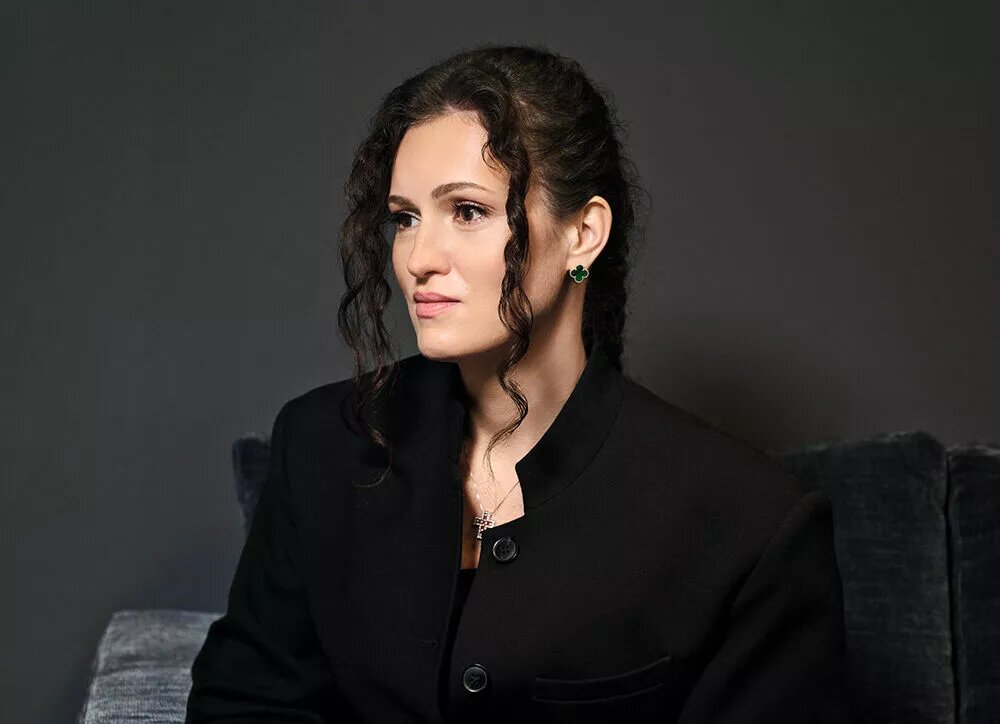    Это надо видеть: Рената Пиотровски — о картине "Марти Великолепный" с Тимоти Шаламе и сериале "Майор Гром: Игра против правил"