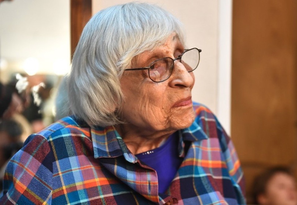    Юнна Мориц Иван МАКЕЕВ