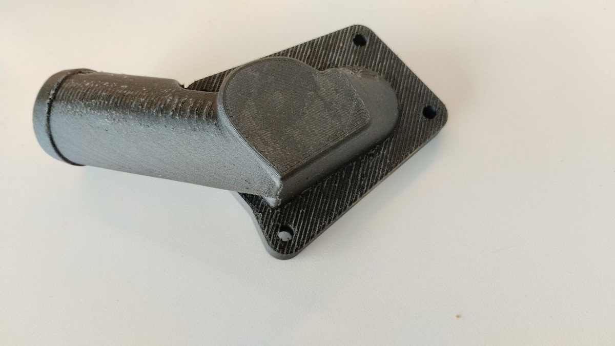 Крышка блока термостата двигателя от Mazda CX II 2021-2023 Дизель