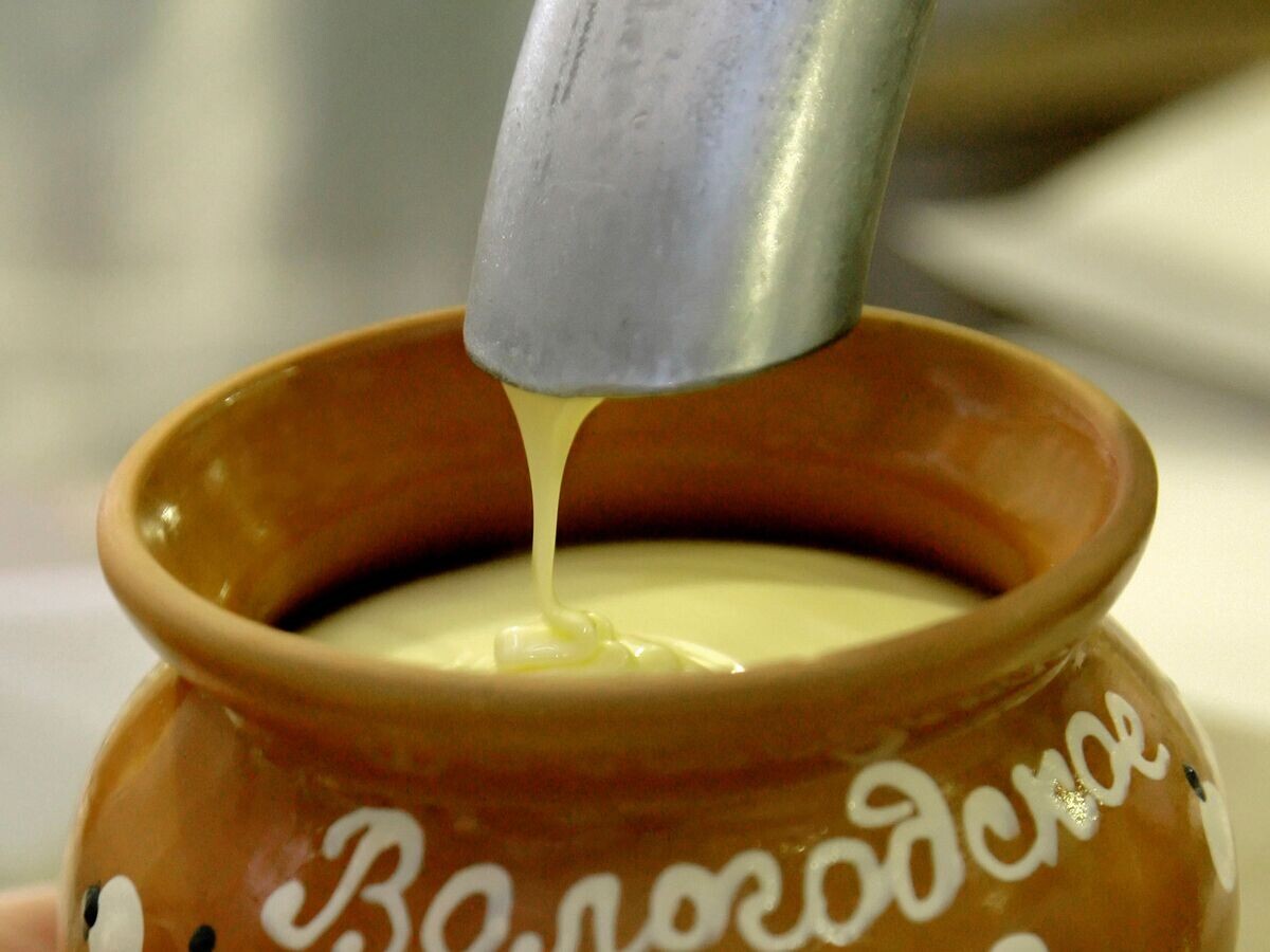    Производство сливочного масла на Вологодском молочном комбинате© РИА Новости . Антон Денисов