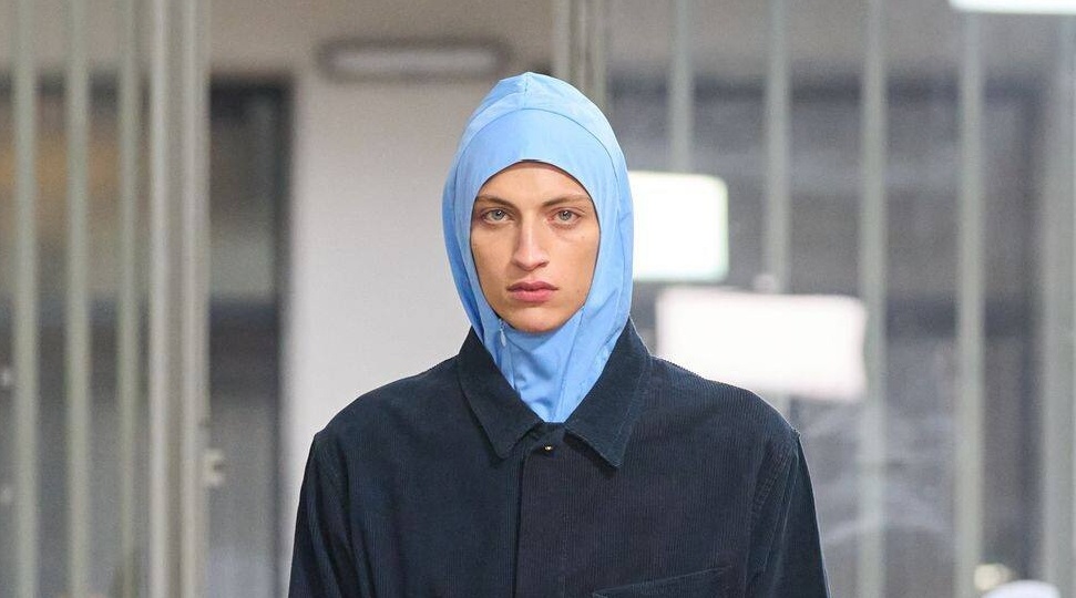 Мужики, почему вы немодные такие? Где пиджак с лаптями? (Показываю, пожалуй, лучший бренд этого модного сезона)