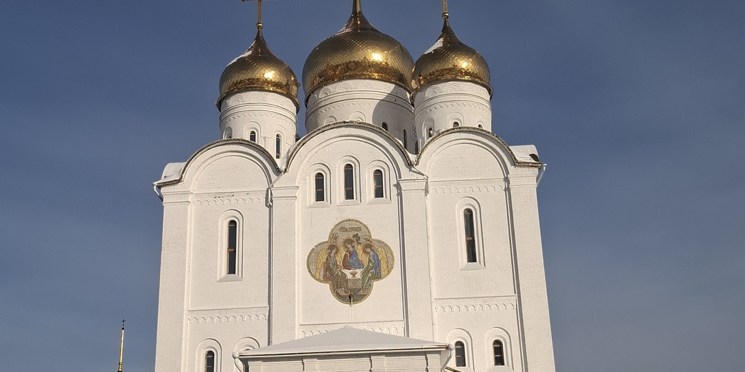 С Крещением!