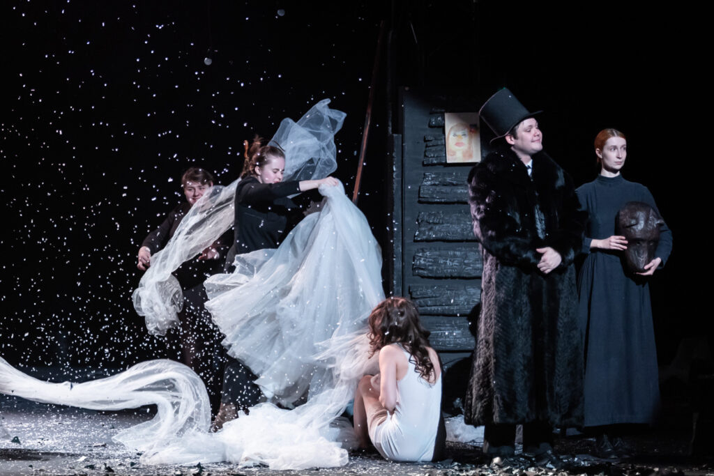    Фото: Анна Смолякова Источник фото: Театр To Go