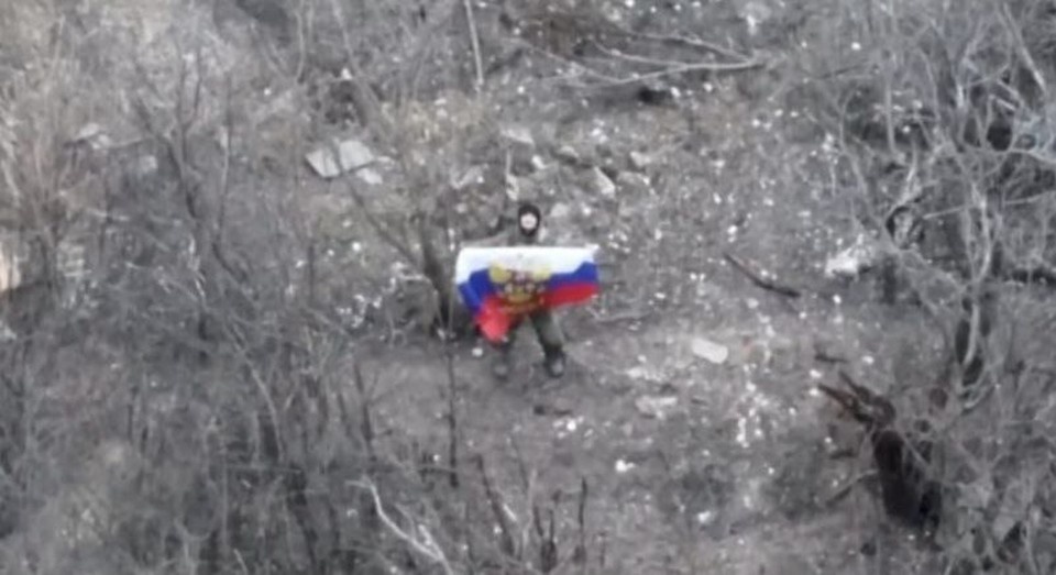    Бойцы 7-й отдельной гвардейской мотострелковой бригады 3-й гвардейской общевойсковой армии Южного военного округа освободили Закотное в ДНР. Фото: Минобороны РФ