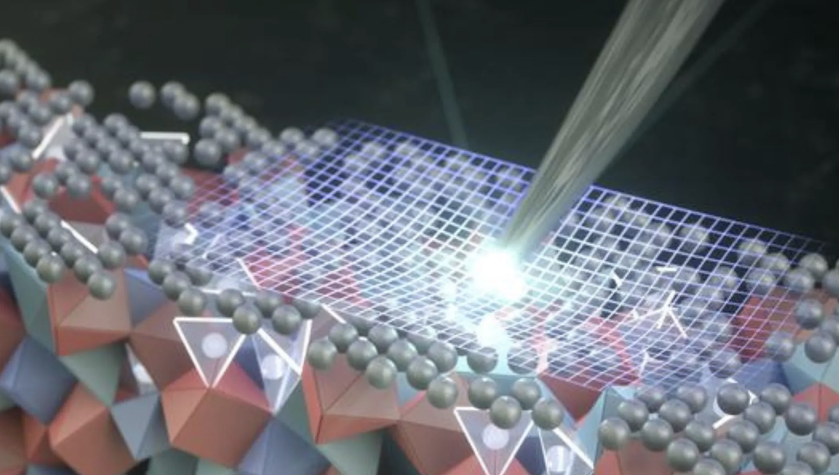 Рендеринг атомарно-тонкого покрытия из серебра 