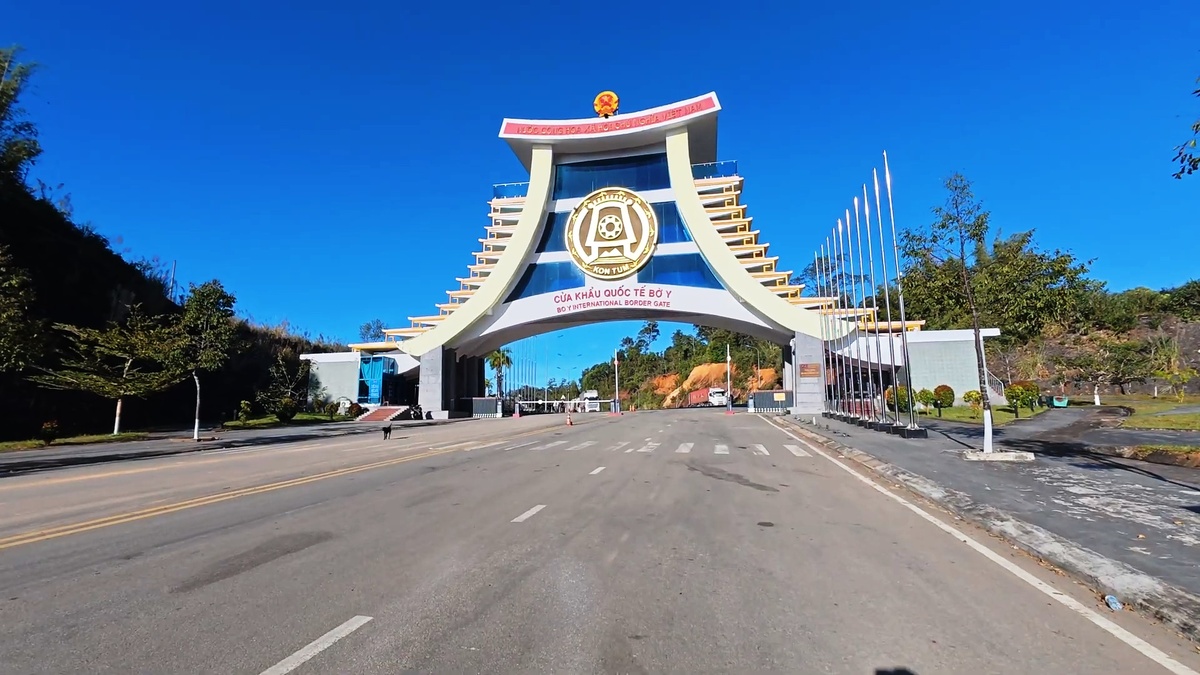 На границе с Лаосом