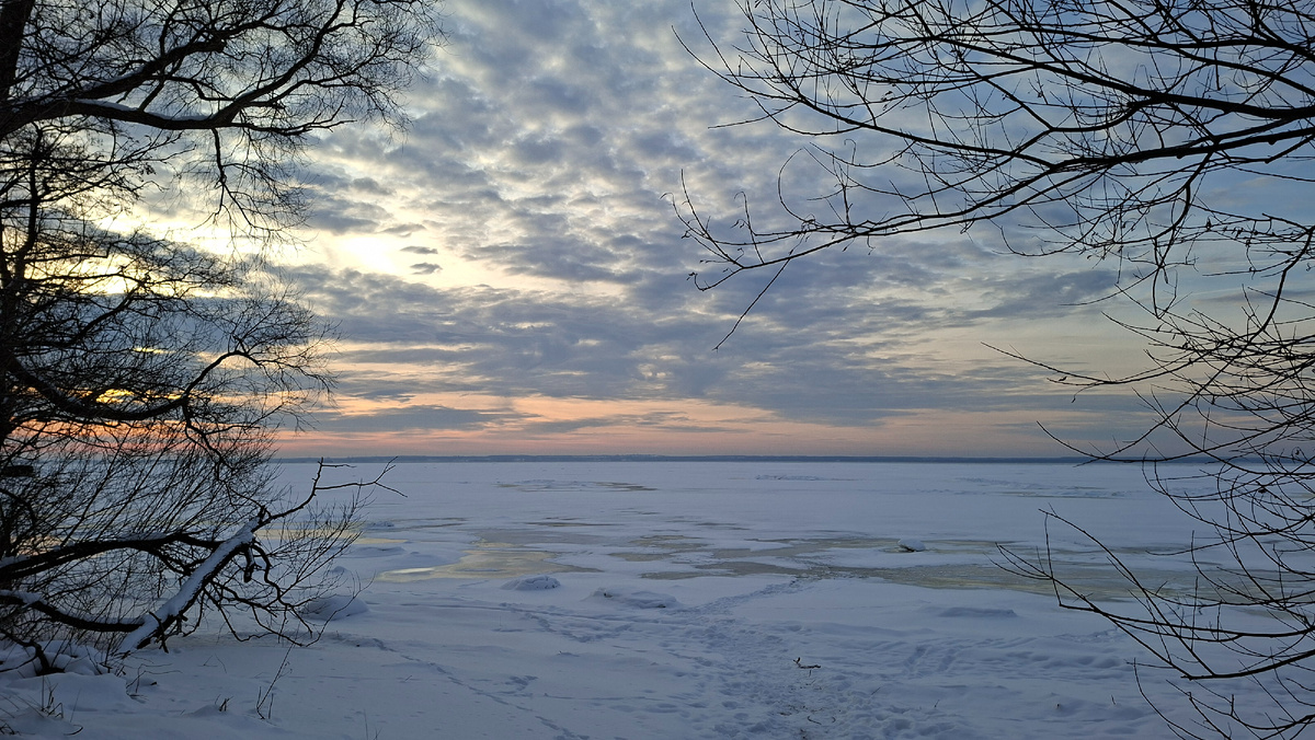 Очень красивый рассвет над Финским заливом!