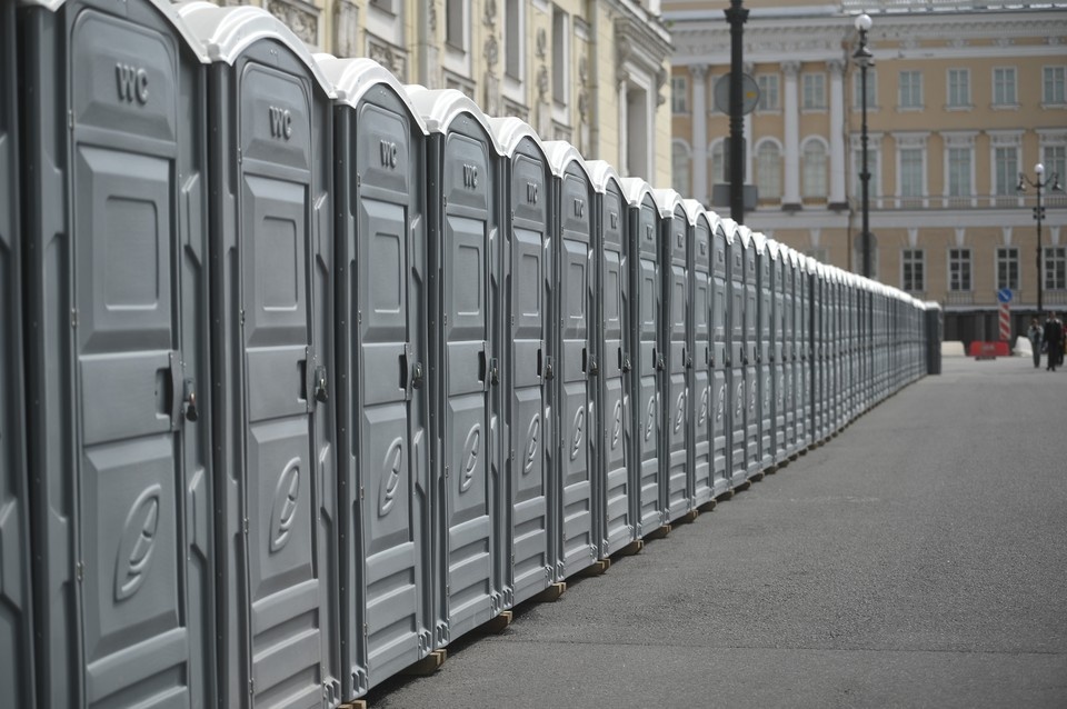    Туалеты будут бесплатными. Алексей БУЛАТОВ