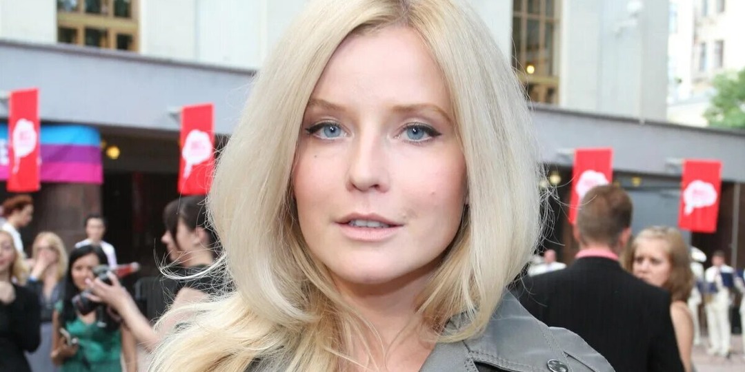 Её бросил миллионер, а она сделала "новое лицо" и закрутила роман с врачом. Куда пропала и как теперь живет телеведущая Татьяна Арно?