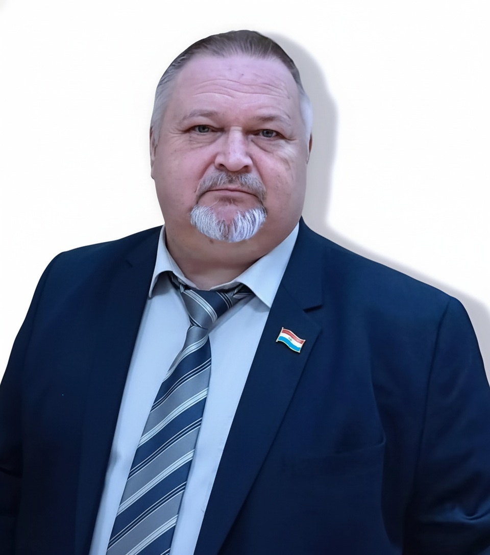 Депутат Виктор Гужов