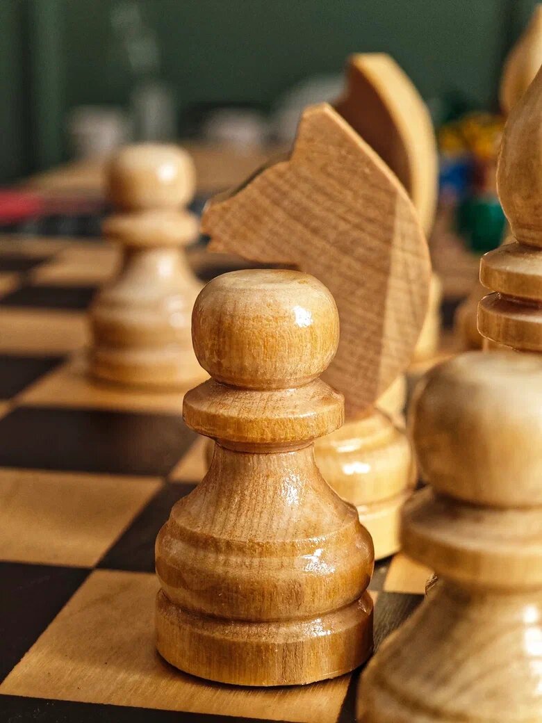 «Знающий порядки, действующие в семейных системах, и следующий им, познает мудрость». 
Берт Хеллингер
