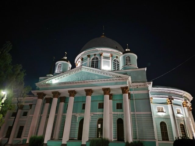     Знаменский мужской монастырь Курска / ВК