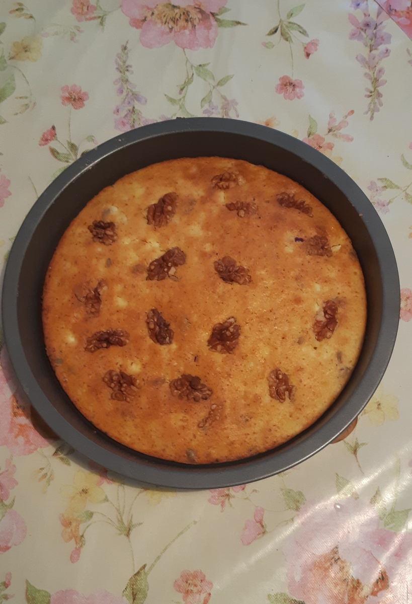 Готовый лимонный кекс