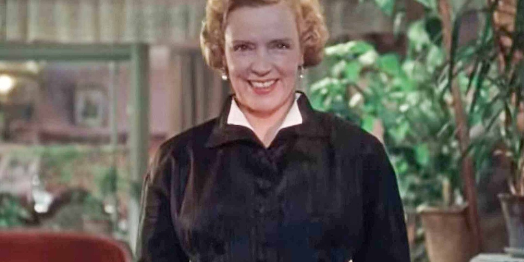 Унижение советских женщин в фильме «Испытание верности»