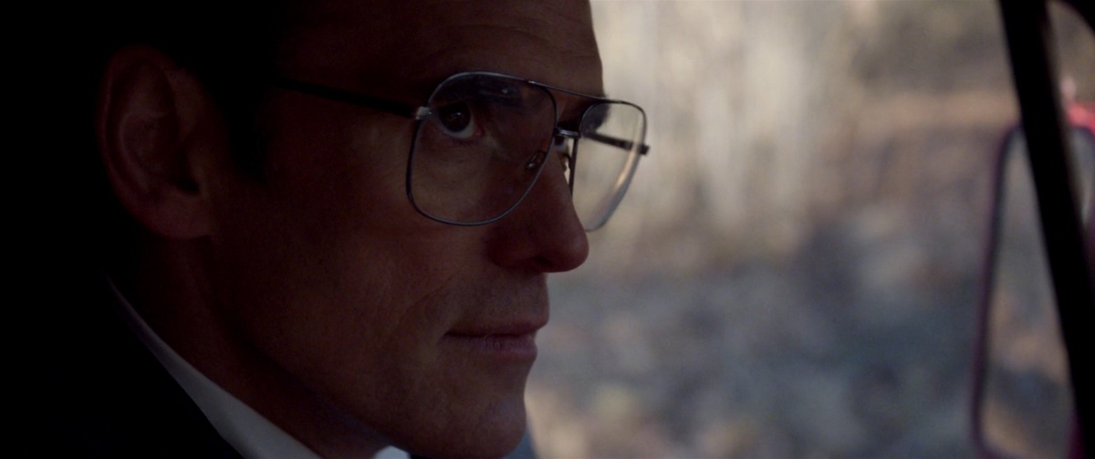 Главную роль мог сыграть Питер Сарсгаард. Но струхнул, и решил дальше тратить свой талант на одномерные роли антагонистов в унылых американских фильмах. 