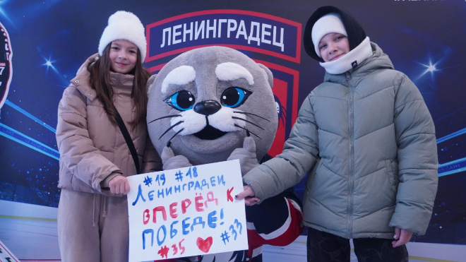 ХК «Ленинградец» одержал победу над ХК «Факел Ямал» в серии буллитов