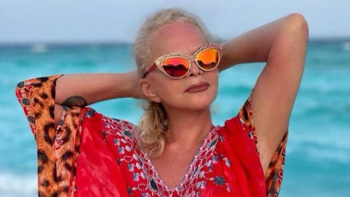 Бездомная звезда: Долина собралась переехать в Дубай, чтобы заработать на квартиру