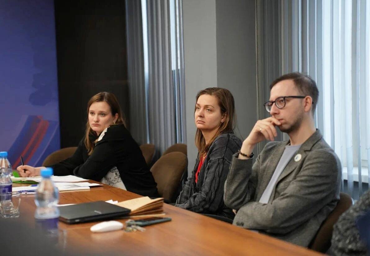 Татяна Романцова, Алена Смыслова, Николай Шмелев