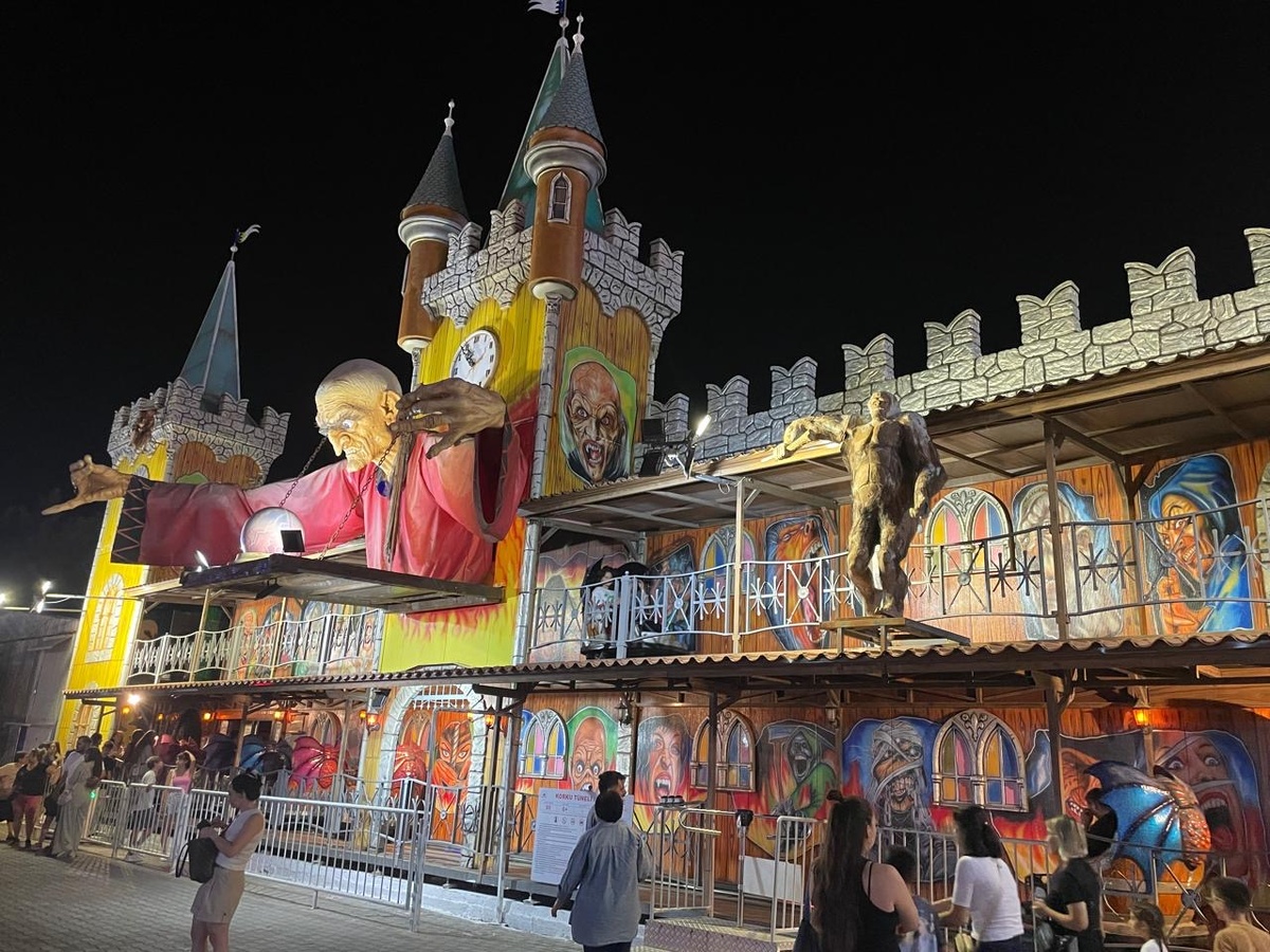 Замок ужасов