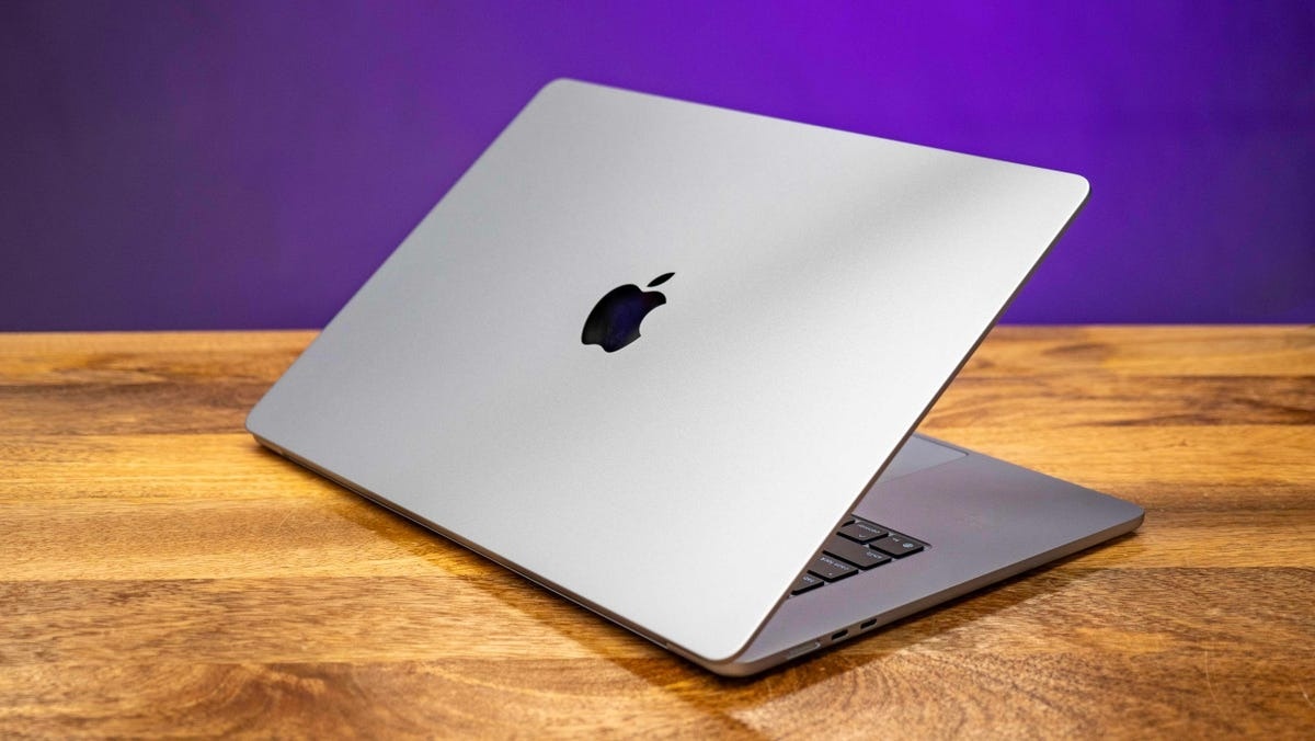    Air — самый универсальный компьютер в линейке Apple. Изображение: cnet.com