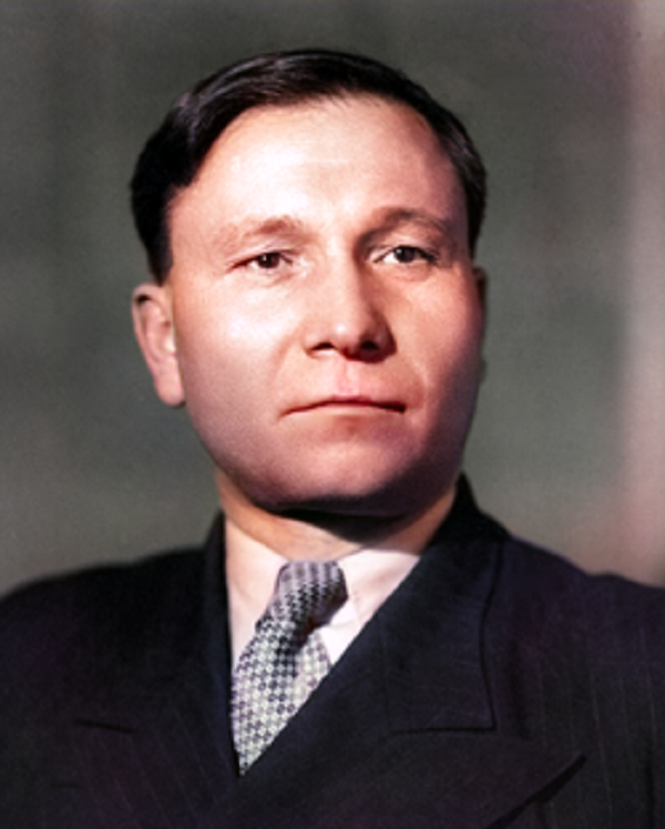 Василий Кузнецов в 1950 году