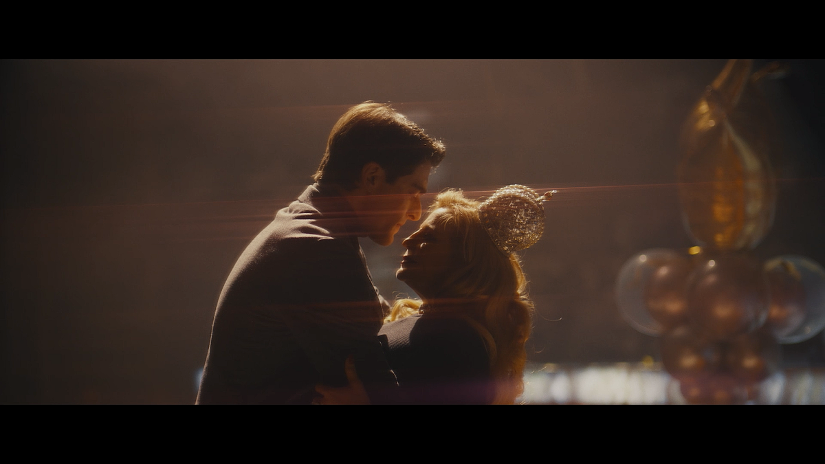 Кадр из фильма Шальная императрица (2025)