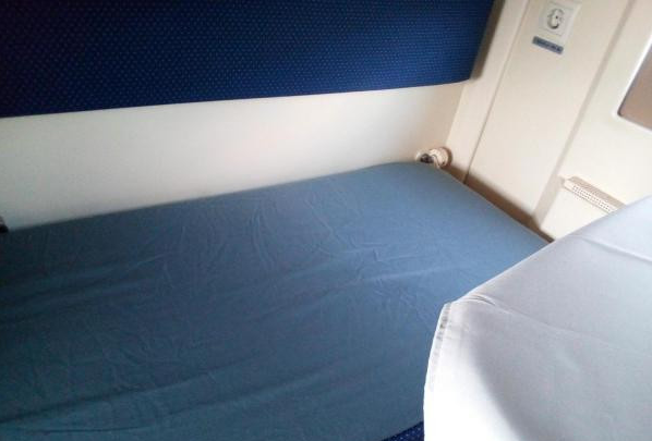 Битва за полку и столик по регламенту РЖД. 5 верных способов, как не проиграть.