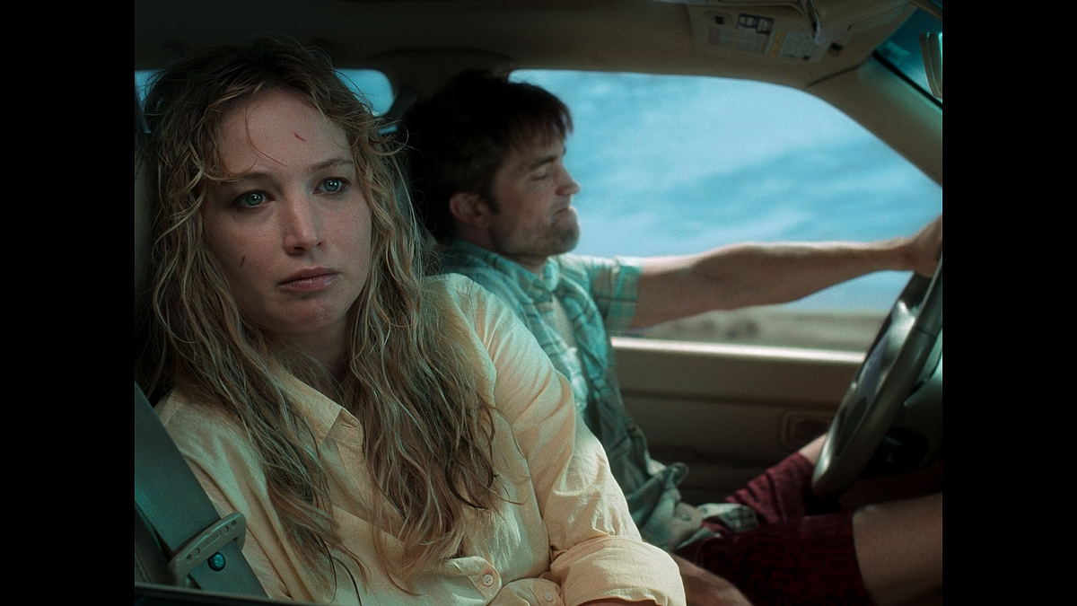 Кадр из фильма Умри, моя любовь (2025)