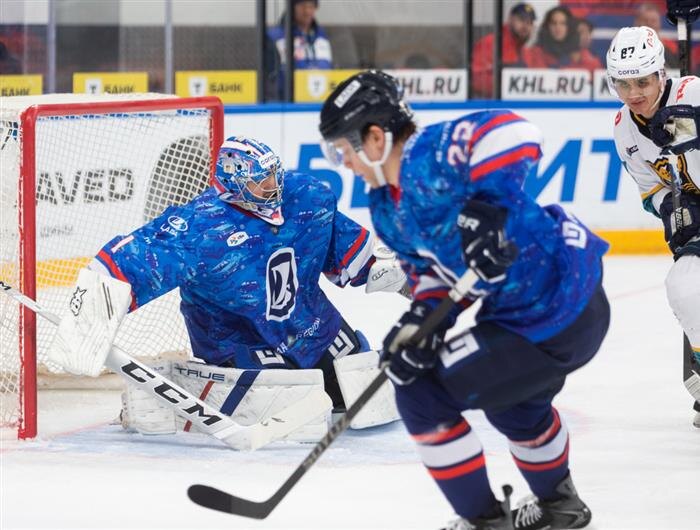    ФОТО: пресс-служба ХК "Лада"
