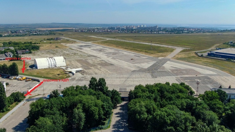 Перрон аэропорта Саратов "Центральный"