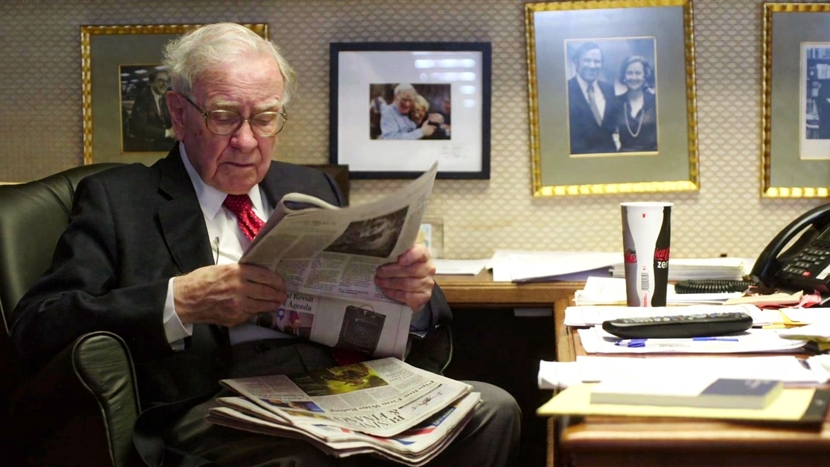 Уоррен Баффет читает по 5-6 часов по утрам