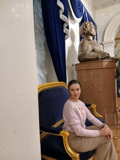 Как одеться, идя в гости к малознакомым людям?