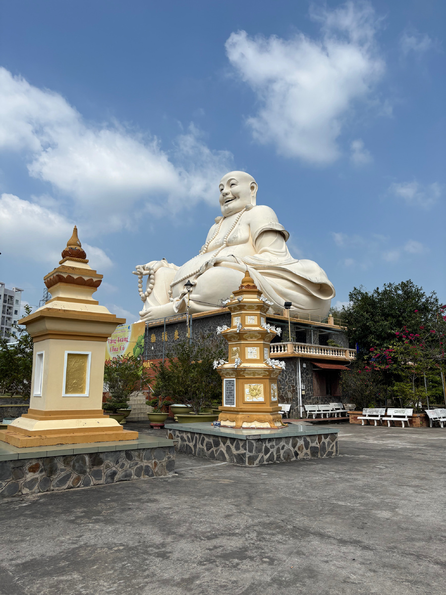 Весёлый Будда