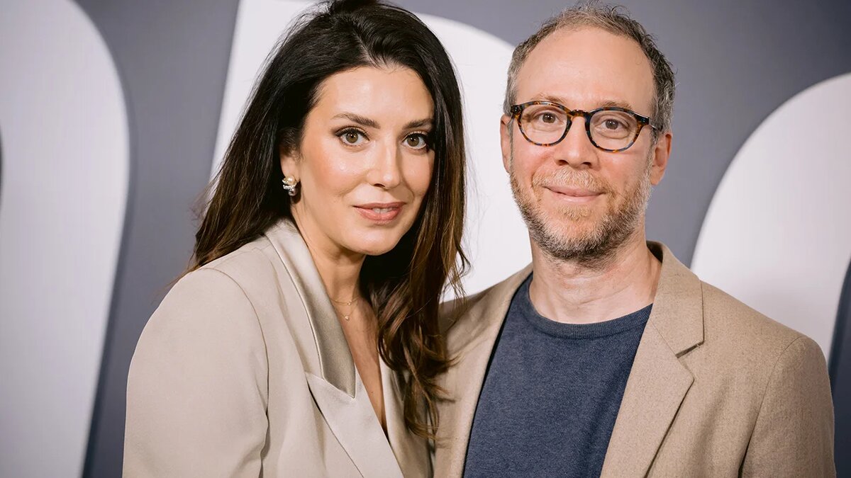 Личная жизнь актеров «Теории большого взрыва»: кто нашел любовь за кадром теория большого взрыва, актеры, личная жизнь, кейли куоко, джонни галеки, саймон хелберг, мелисса рауш, кунал найяр, маим бялик, джим парсонс, отношения знаменитостей, новости шоу-бизнеса