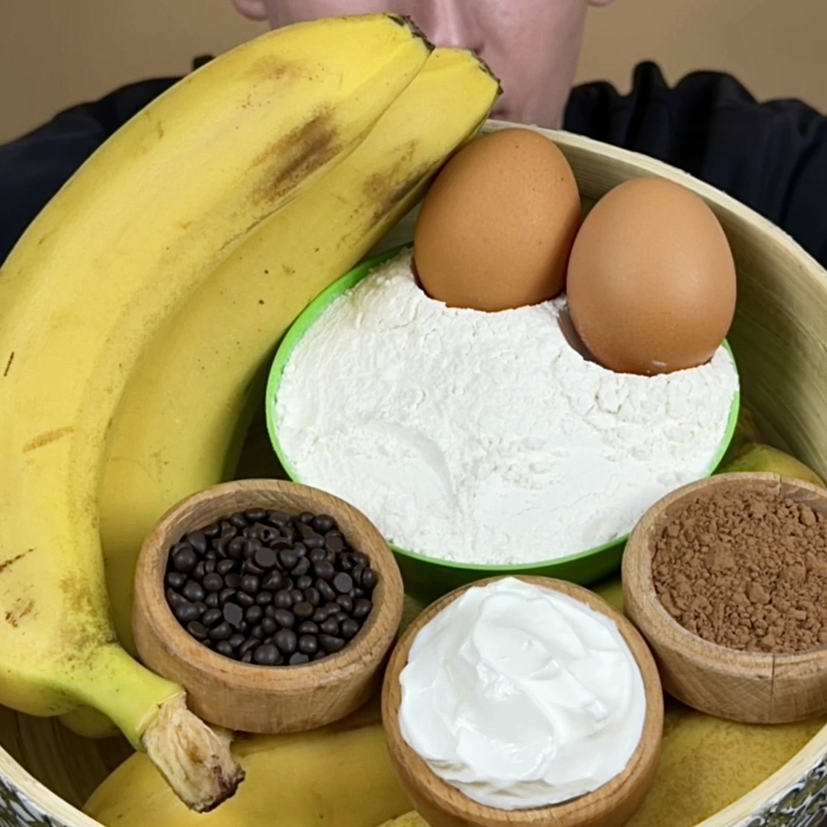 Чем спелее бананы, тем ароматнее и сочнее получится хлеб