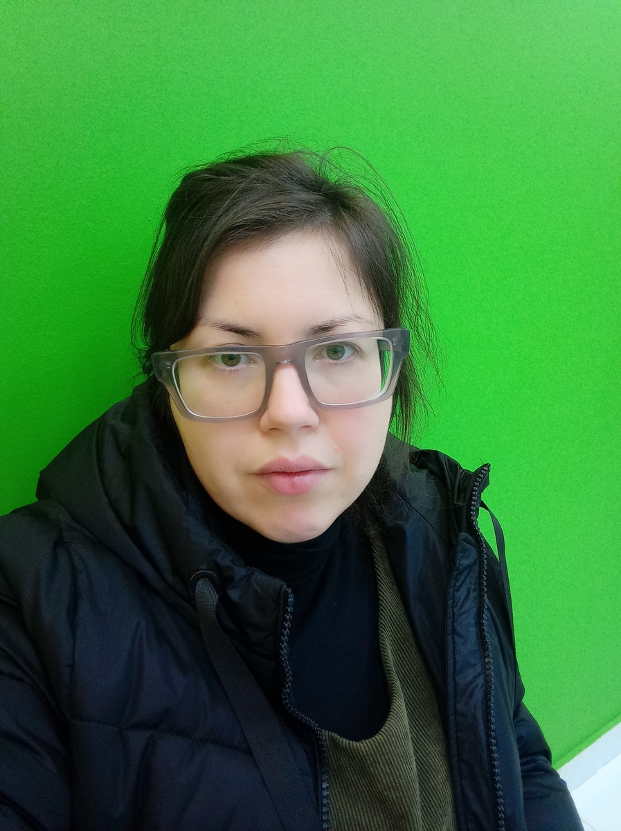 Есть хочется. Приеду домой, наверну борща - сварить успела, а съесть нет.