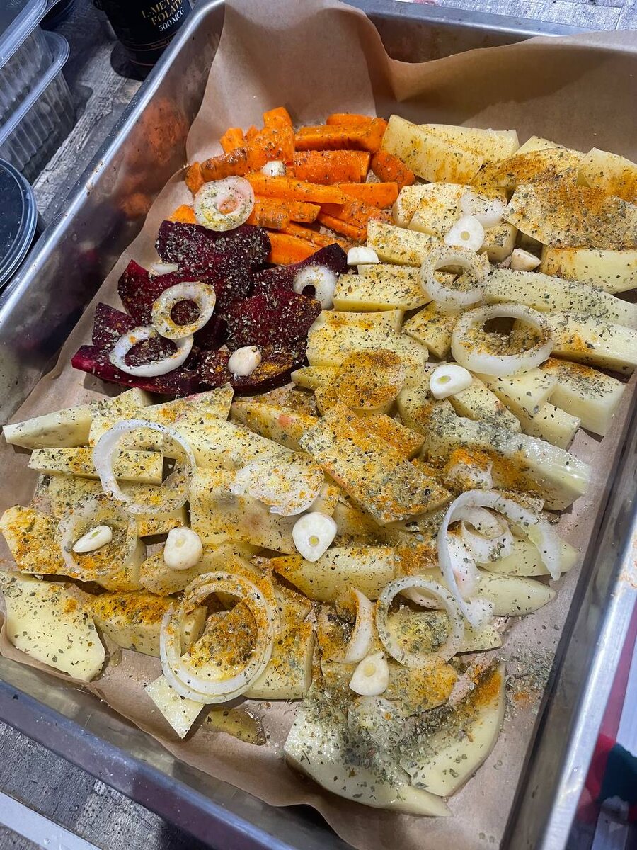 К овощам отлично подходят куркума, перец, базилик, орегано, чеснок 