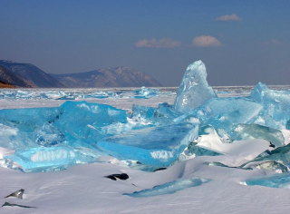 Главная тайна Байкала: что происходит с водой озера на Крещение