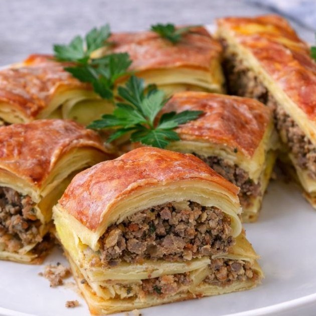 БЛИННЫЙ ПИРОГ С ПЕЧЕНОЧНОЙ НАЧИНКОЙ - Вкусно Просто Быстро