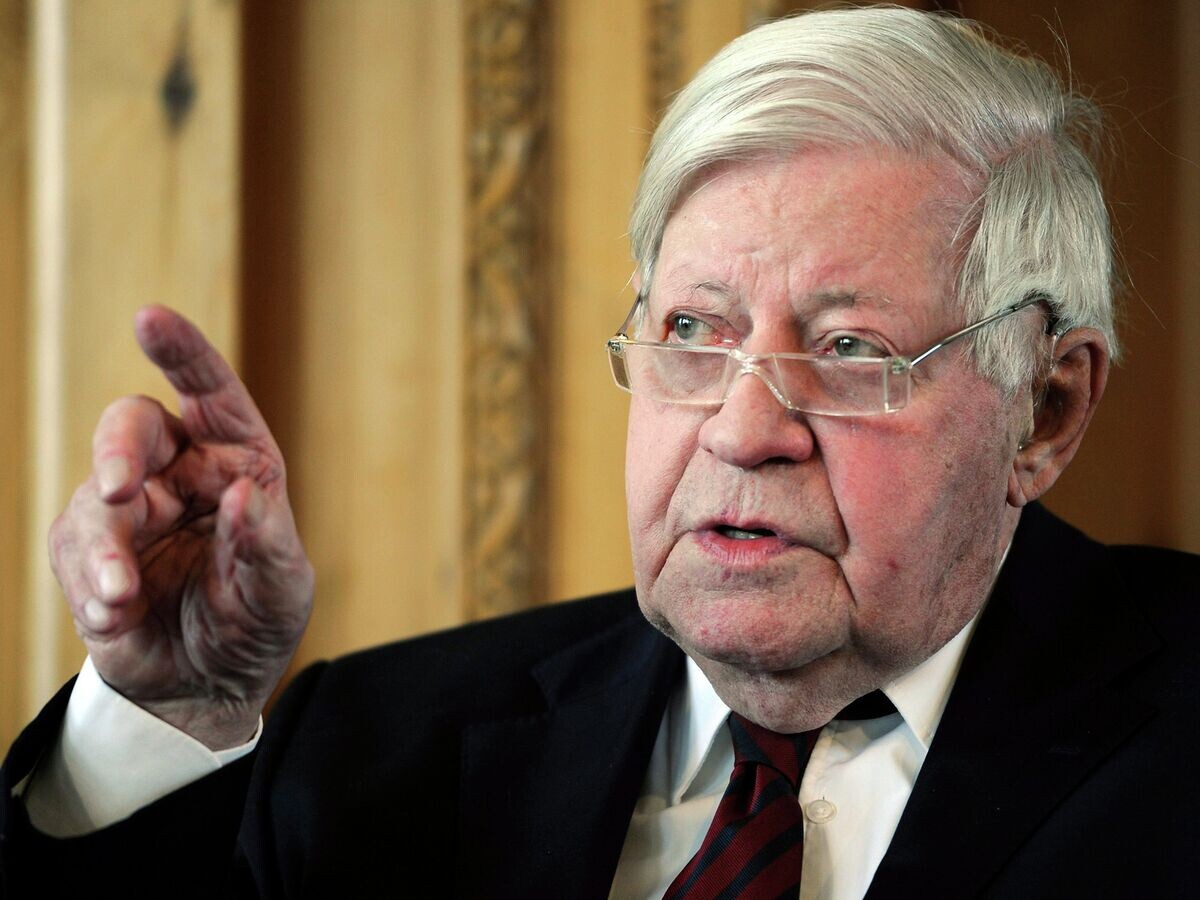    Бывший федеральный канцлер Германии Гельмут Шмидт | © AP Photo / Odd Andersen, Pool