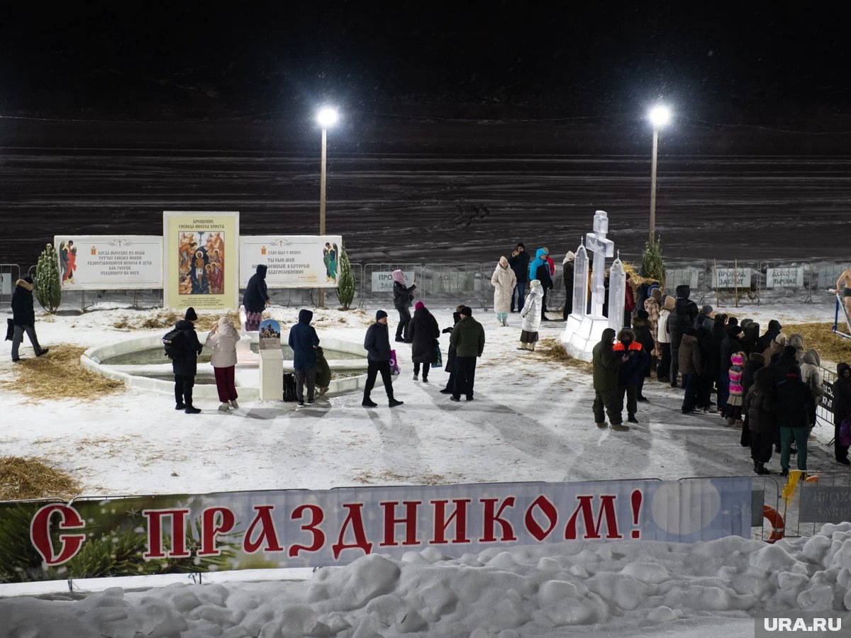    На Туре 18 января начались Крещенские купания