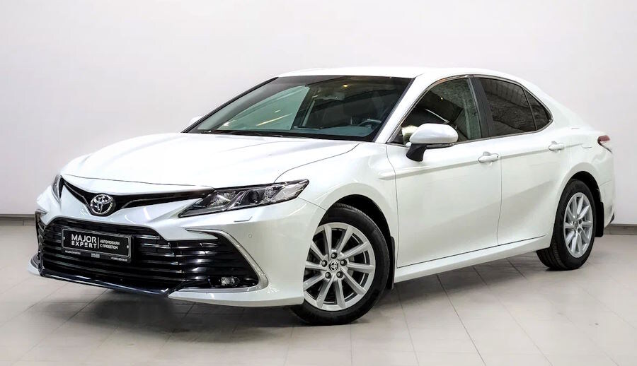У российских дилеров закончились «настоящие» Тойоты Камри