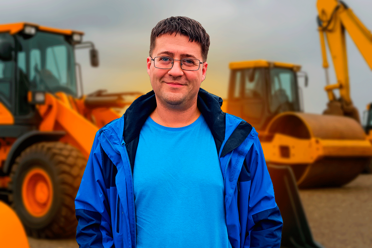 Это я, Сергей Воронцов. Агент, Санкт-Петербург.