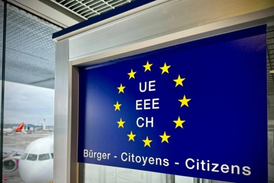    FT: Евросоюз рассматривает возможность ввести пошлины против США на 93 млрд евро GLOBAL LOOK PRESS