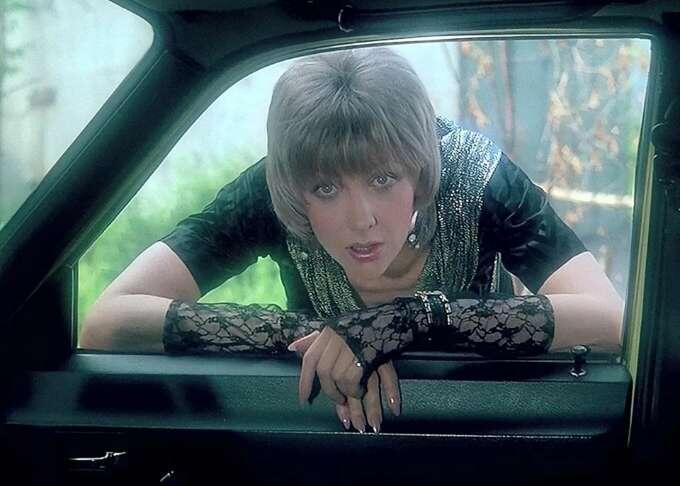 Куда исчезли «ночные бабочки» — и почему мы перестали их видеть на улицах