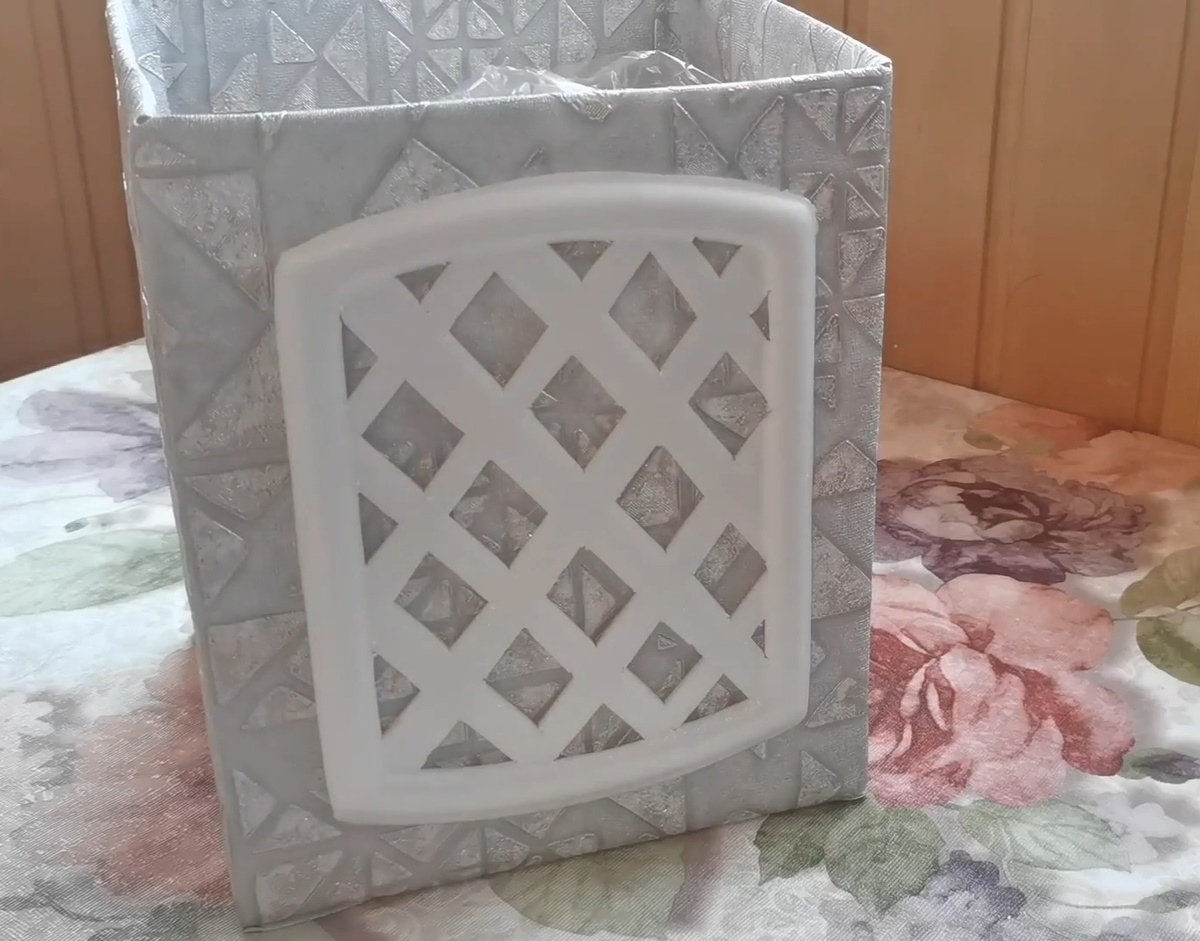 Лоток от яиц)))