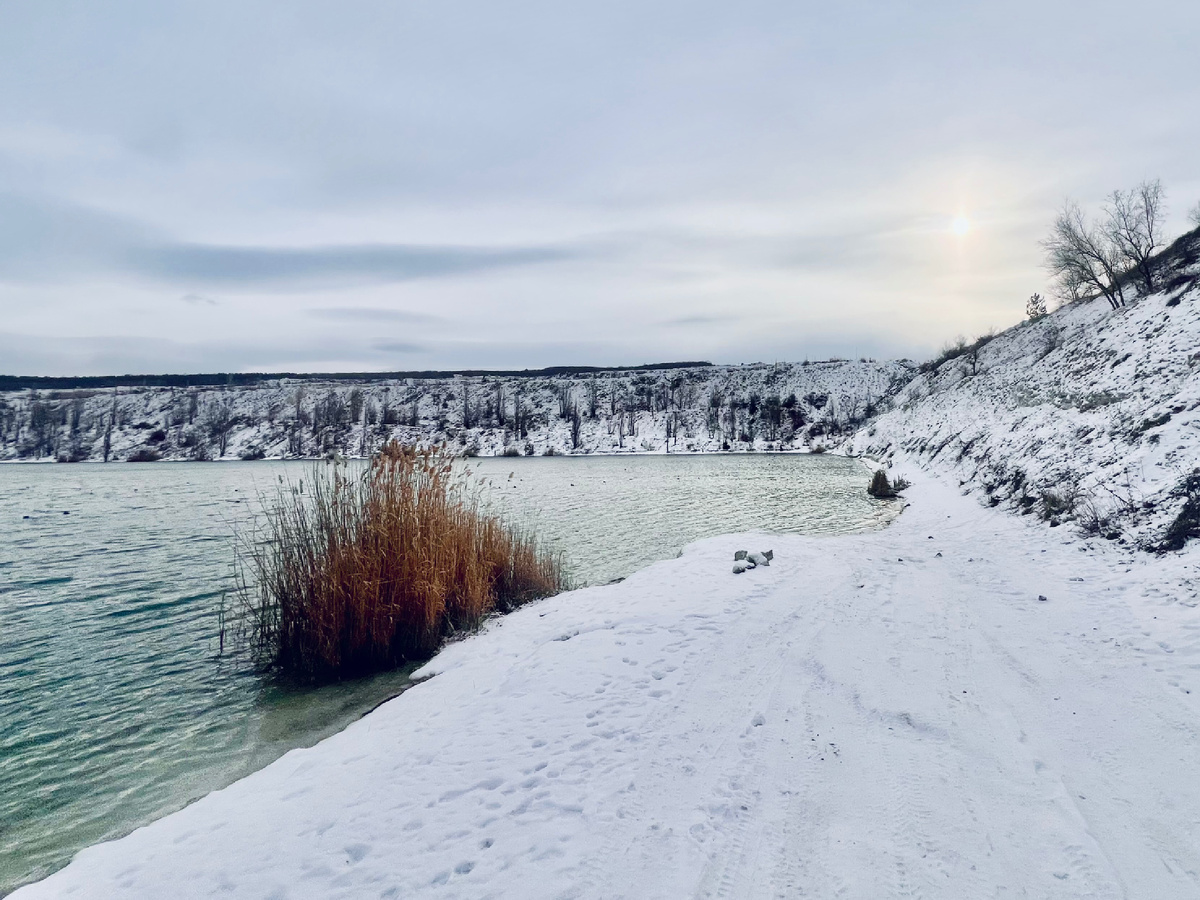 Озеро Марсианское, он же карьер в Скалистом. Все фото автора