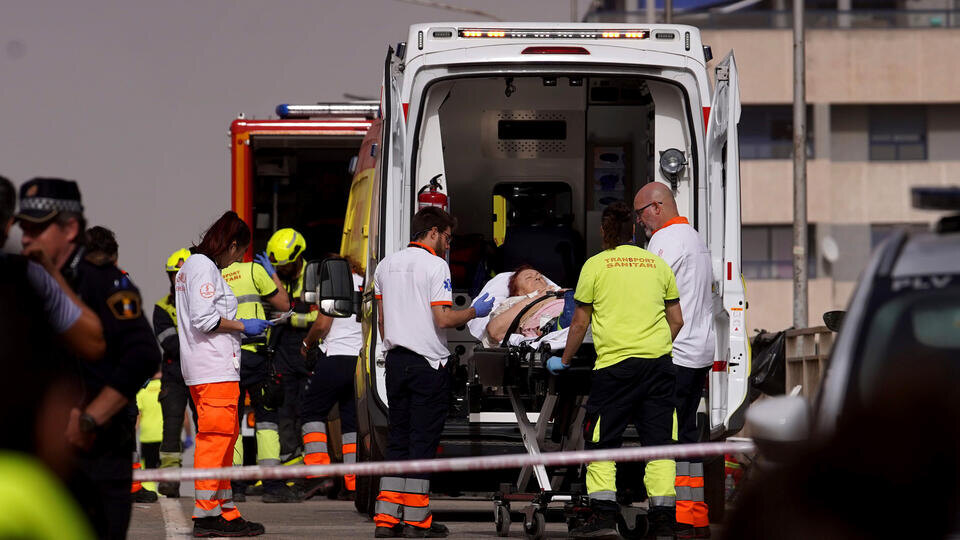     Два человека погибли при сходе поездов с рельсов в Испании Alberto Saiz/AP/TASS