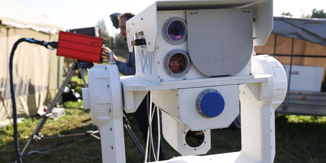 Беспилотник сгорает в небе: как боевые лазеры противостоят атакам дронов